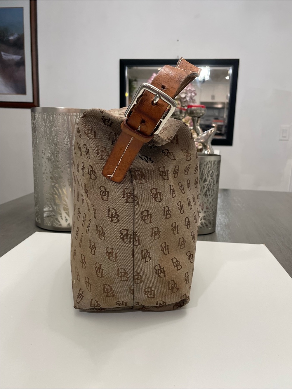 Dooney Bourke Monogram brown Shoulder Bag with Brown Leather Strap - Picture 5 of 12